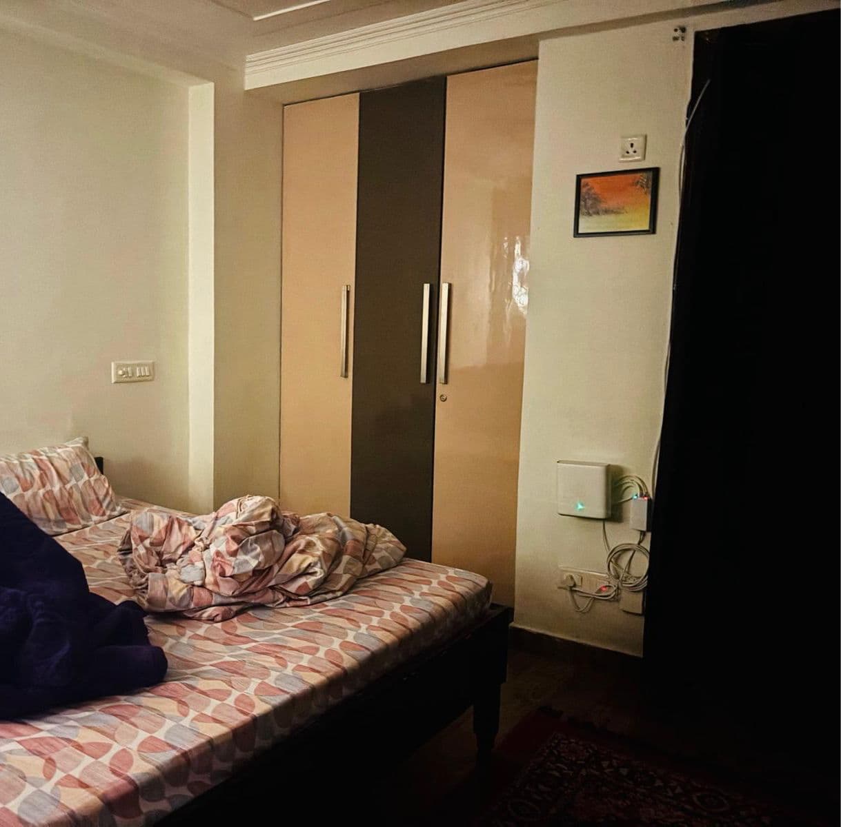 2 bhk Semi furnised builder available on rent