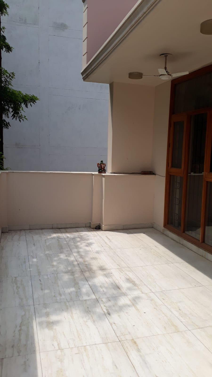 3Bhk floor on rent DLF Phase-4