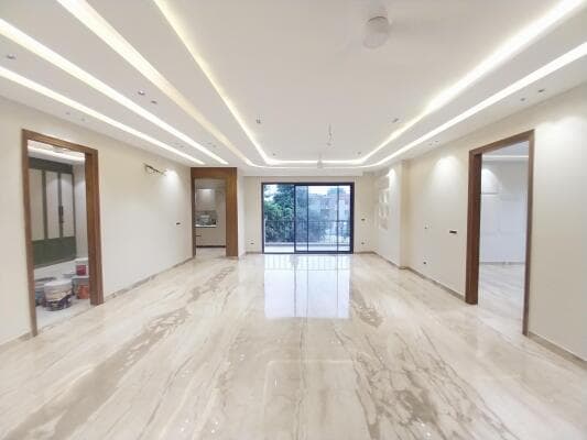 4bhk premium builder floor Sec 15/2