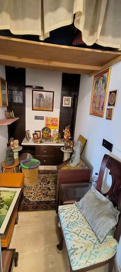 4bhk Builder Floor Sushant Lok 2 for sale