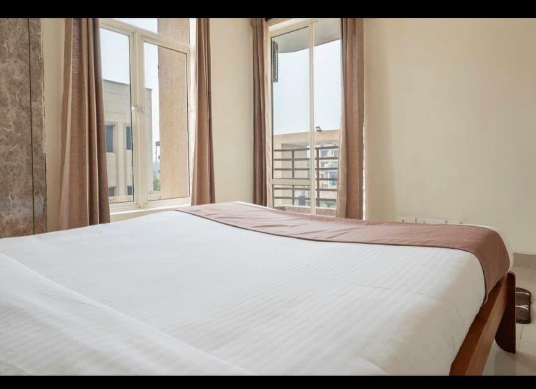 4bhk Duplex Apt for rent in Satya The Hermitage