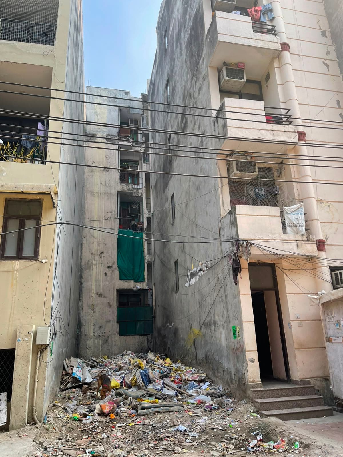 60 sqyd Plot DLF Phase-3 on Sale
